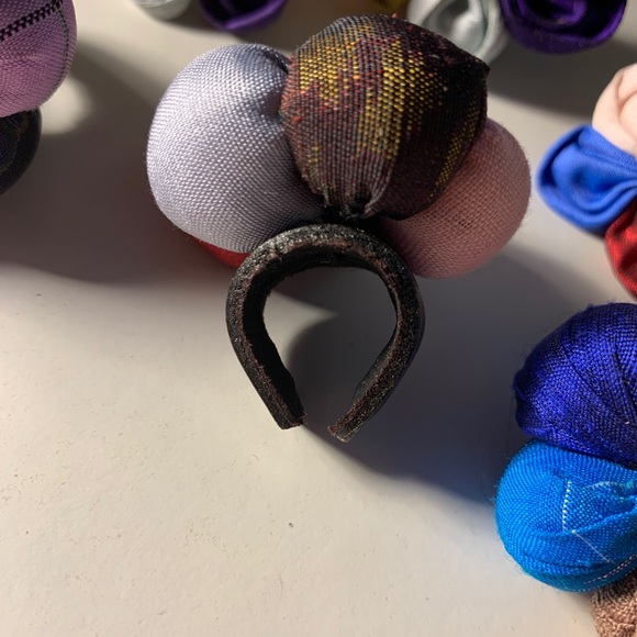 Ring - Picture 2 of 4